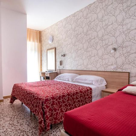 Hotel Ravello Adults Only Rimini Extérieur photo