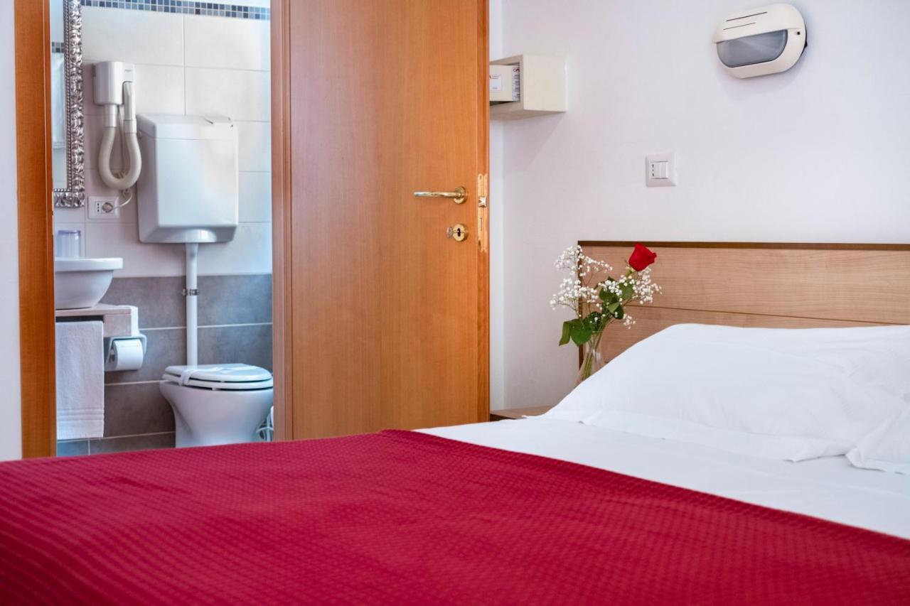 Hotel Ravello Adults Only Rimini Extérieur photo