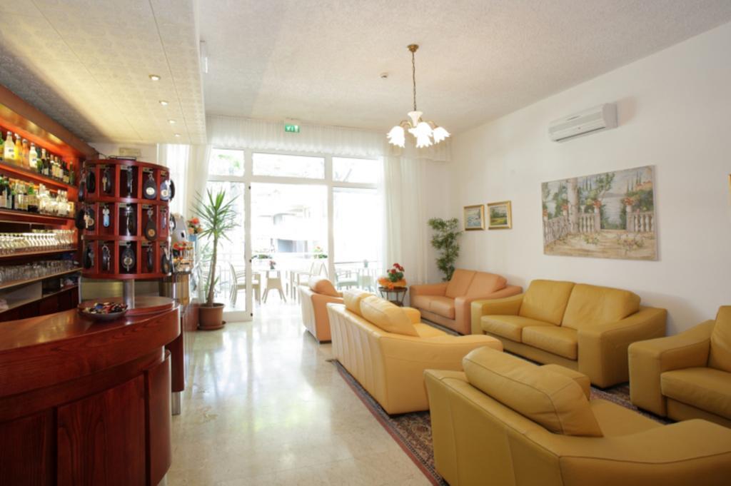 Hotel Ravello Adults Only Rimini Extérieur photo